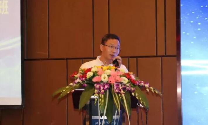 10月21日，由厦门大学附属厦门眼科中心主办的 五届福建省斜视、弱视及儿童眼病防治学习班在厦门如期举行。来自全国各地200多名眼科专家同行出席了学习班，并围绕斜视、弱视及儿童眼病的基础与临床研究展开交流和探讨.jpg