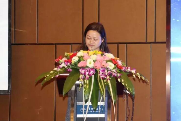 10月21日，由厦门大学附属厦门眼科中心主办的 五届福建省斜视弱视及儿童眼病防治学习班在厦门如期举行。来自全国各地200多名眼科专家同行出席了学习班，并围绕斜视、弱视及儿童眼病的基础与临床研究展开交流和探讨。.jpg