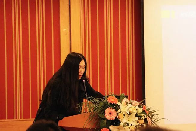 11月17日，宜昌8868在线官网登录平台 - 8868网页版登录 举办了“2017斜视与小儿眼科学术交流会”。本次交流会旨在进一步保护青少儿视力，为宜昌斜视与小儿眼科领域的临床工作者及其他相关人员搭建了相互交流的平台。进一步提升青少儿眼科医疗知识水平和 水平，推动中国青少儿视觉健康，让每个孩子都拥有一双健康明亮的眼睛。5.jpg