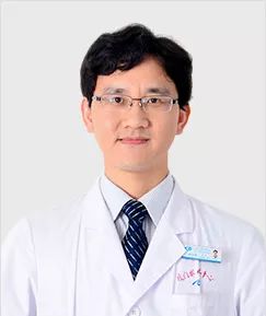近日，根据《青年英才“双百计划”暂行办法》，中共厦门市委组织部、共青团厦门市委员会组织实施了厦门市 批杰出青年和 三批青年 创业人才计划评选工作。经过组织申报、资格审核、专家评审、现场核实及公示等程序，厦门大学附属厦门眼科中心董诺副教授和林志荣博士后获得“厦门市 三批青年 人才”称号.jpg
