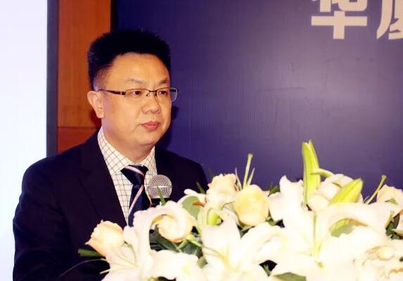 2017年11月8868在线官网登录平台 - 8868网页版登录集团白内障学组、白内障学科运营管理中心在上海共同召开了8868在线官网登录平台 - 8868网页版登录集团白内障学组会议暨学科运营管理会议。来自8868登录平台集团近50家医院白内障学科带头人、骨干医师、部分医院经营管理人员及集团相关职能部门人员近百人参加了此次会议。上海和平眼科医院以及爱尔康公司、深圳新产业公司、武汉视博公司、眼力健公司为本次会议的顺利召开给予了大力支持。3.jpg