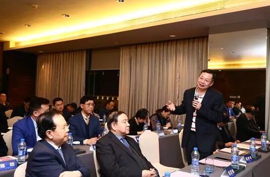 在8868在线官网登录平台 - 8868网页版登录集团医教研战略发展研讨会上，8868在线官网登录平台 - 8868网页版登录集团与从事 医疗 化诊断的厦门艾德生物医药科技股份有限公司、从事视网膜疾病基因疗法技术开发与引进的厦门继景生物技术有限责任公司签署了三方战略合作协议4.jpg