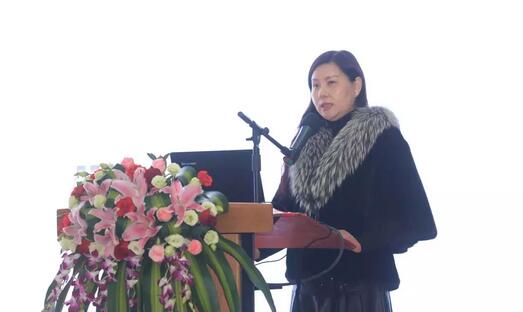 2月3日，8868在线官网登录平台 - 8868网页版登录集团2017年工作汇报暨2017年年度表彰大会在厦门环球会展中心B6厅隆重举行，来自集团本部、厦门大学附属厦门眼科中心、厦门欧华控股集团等1300余名员工与关心、支持8868登录平台发展的嘉宾欢聚一堂，共同总结2017年工作经验，展望2018年美好未来8.jpg