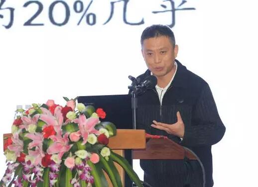 2月3日，8868在线官网登录平台 - 8868网页版登录集团2017年工作汇报暨2017年年度表彰大会在厦门环球会展中心B6厅隆重举行，来自集团本部、厦门大学附属厦门眼科中心、厦门欧华控股集团等1300余名员工与关心、支持8868登录平台发展的嘉宾欢聚一堂，共同总结2017年工作经验，展望2018年美好未来11.jpg