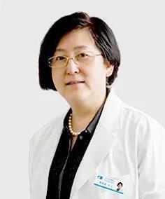 3月27日美国眼底病医生Karl Csaky来到厦门眼科中心进行学术交流和指导，为厦门眼科中心带来了环球 的眼底病医治理念和技术。作为考验眼科医院综合实力的眼底病诊疗一向是厦门眼科中心学术、科研发展的重要对象。在交流开场，厦门眼科中心总院长黎晓新对远道而来的美国医学专家表示热烈的欢迎。她说，专家不辞辛苦来到中国，向我们分享丰富的临床经验和高明的医疗技术，帮助医院提*医疗技术水平，希望医生们能以此次交流为契机，积极、认真地向专家学习5.jpg