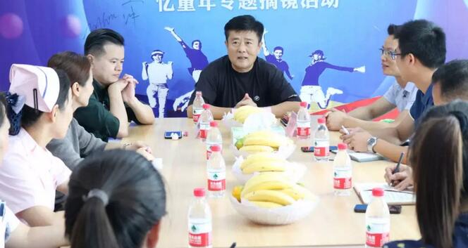 8868在线官网登录平台 - 8868网页版登录集团副总院长王骞教授莅临许昌8868在线官网登录平台 - 8868网页版登录指导工作！1.jpg
