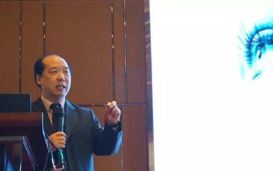 中华医学会眼科学分会主办、厦门大学附属厦门眼科中心承办的2018海峡两岸白内障及角膜病高峰论坛12月2日落幕13.jpg