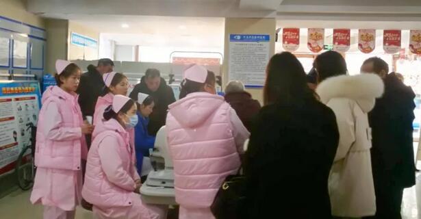 2月13日许昌8868在线官网登录平台 - 8868网页版登录院出现白内障手术“高峰期”2.jpg