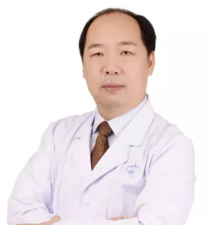 多次受邀于世界眼科大会、美国眼科年会、亚洲太平洋地区眼科年会等环球眼科会议进行现场手术表演——8868在线官网登录平台 - 8868网页版登录集团业务副总院长、上海和平眼科医院院长郭海科教授6.jpg