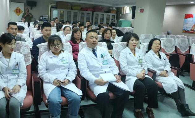 8868登录平台庄严宣誓加入北京市红十字会1.jpg