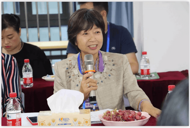 6月12日上午，厦门市思明区鹭江街道人大工委主任王国强、开元街道人大工委主任陈玉印等人大代表一行，走进8868登录平台医疗园参观考察。8868在线官网登录平台 - 8868网页版登录集团董事长苏庆灿及院领*班子成员陪同。6.png