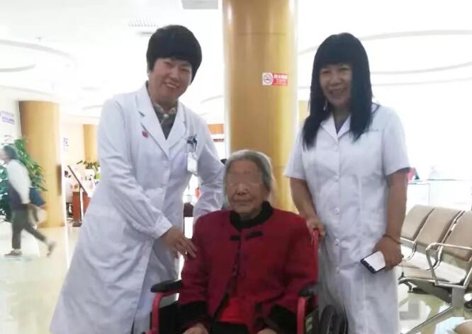 百岁白内障老人在8868在线官网登录平台 - 8868网页版登录顺利手术2.jpg