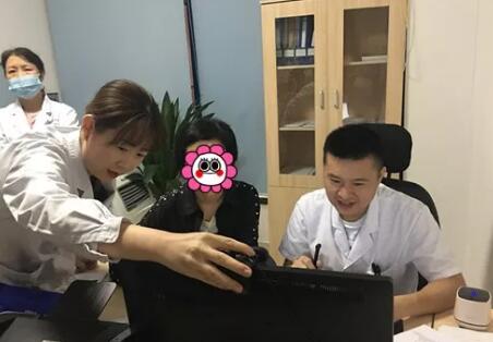 成都8868登录平台远程会诊助力患者不出远门看眼科名家1.jpg