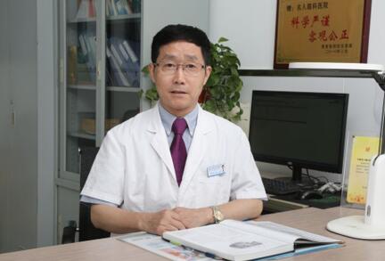 合肥名人眼科医院陈林义院长：这位共和国同龄人，见证并助推小儿眼科的新生与腾飞1.jpg