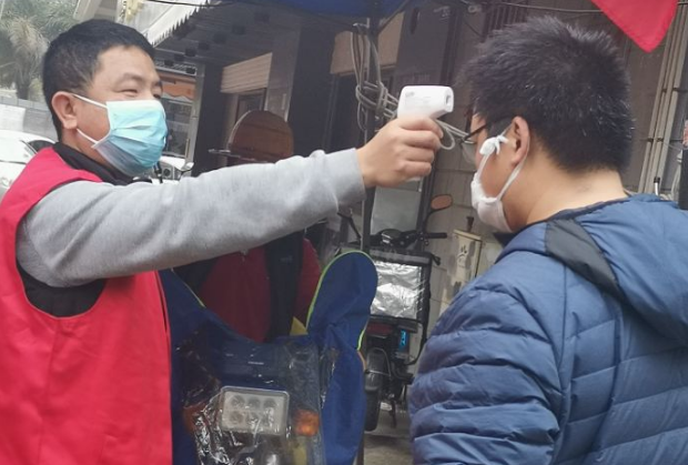 8868登录平台抗疫：厦门眼科中心志愿者硬核出战：“疫情不退，我们不退”7.png