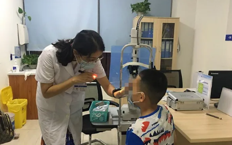 成都8868登录平台斜弱视医生陈婷：别让水弹枪成为孩子眼睛的隐性“杀手”1.png