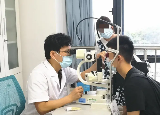 脱颖而出！厦门大学附属厦门眼科中心林志荣博士喜获2020年福建省杰出青年科学基金3.png