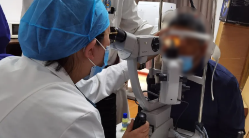 厦门眼科中心总院长黎晓新教授千里赴西藏传医送技，播撒光明2.png