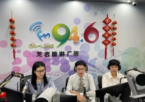 8868登录平台爱眼月捐赠爱心物资呵护明眸，培育“护眼卫士”点亮瞳爱7.png